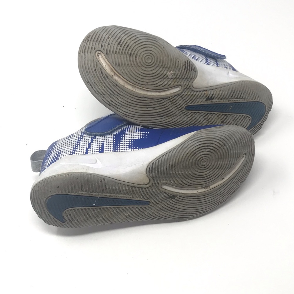 Nike - Picture 6 of 7